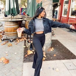 Black cotton yoga pants